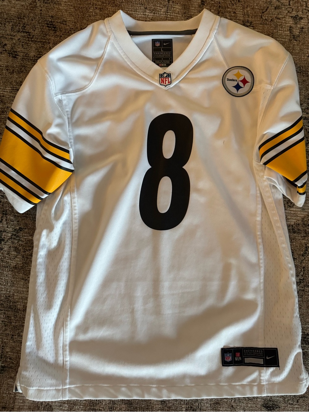 Nike Youth large White Steelers Football Jersey Kenny Pickett
